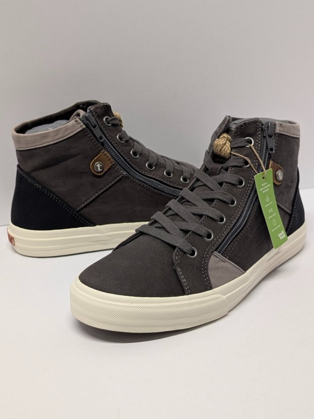 Täōs Top Soul High Top Canvas Sneakers in Graphite/Black Distressed - TST 14142
